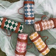 로페리아 피크닉 담요 피크닉 매트 140x150 (가죽 스트랩 포함)(0215481)