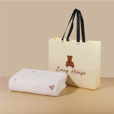 곰돌이 극세사 자수 담요