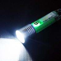 충전식 LED후레쉬 랜턴 다기능 휴대용 손전등