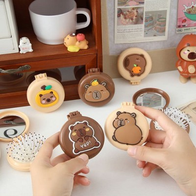 미니큐티 카피바라 접이식 손거울 P2616