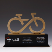 사이클 우승 기념 상패 E1015