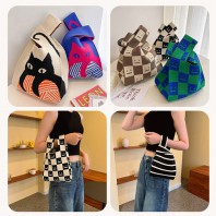 2501 쁘띠쁘띠 손목핸드백 손목가방 니트백