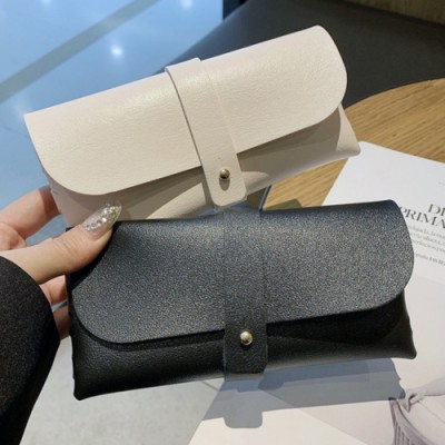 심플 가죽 버클 안경 케이스