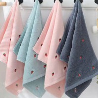 로페리아 딸기 자수 패턴 순면 타올(0217598)