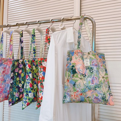 로페리아 데일리 꽃무늬 유화스타일 데일리백 가방(0215738)